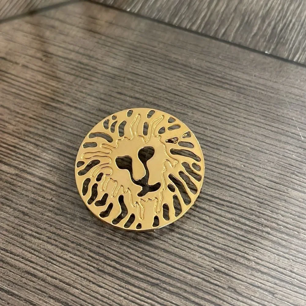 Vintage Anne Klein Gold Tone Round Lion Head Logo Shiny Brooch Pin Designer